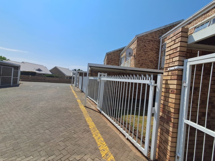 2 Bedroom Property for Sale in Wilgehof Free State